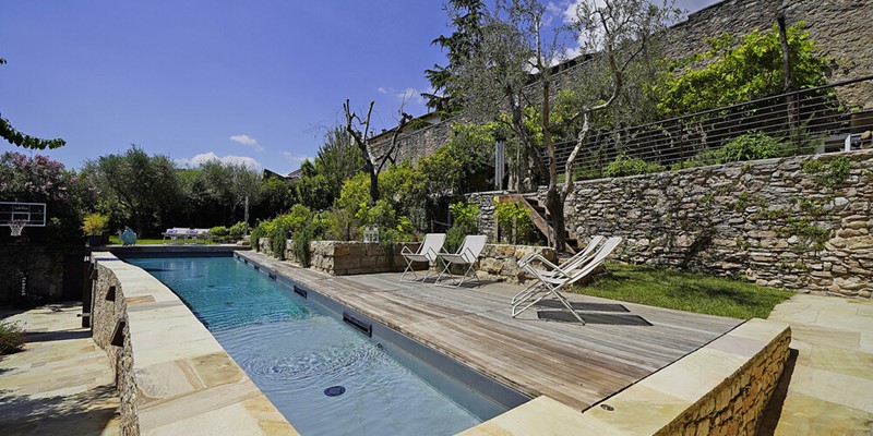 Luxury villa in Lake Garda with 4 bedrooms