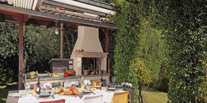 4 bedroomed villa with private swimming pool in Lake Garda