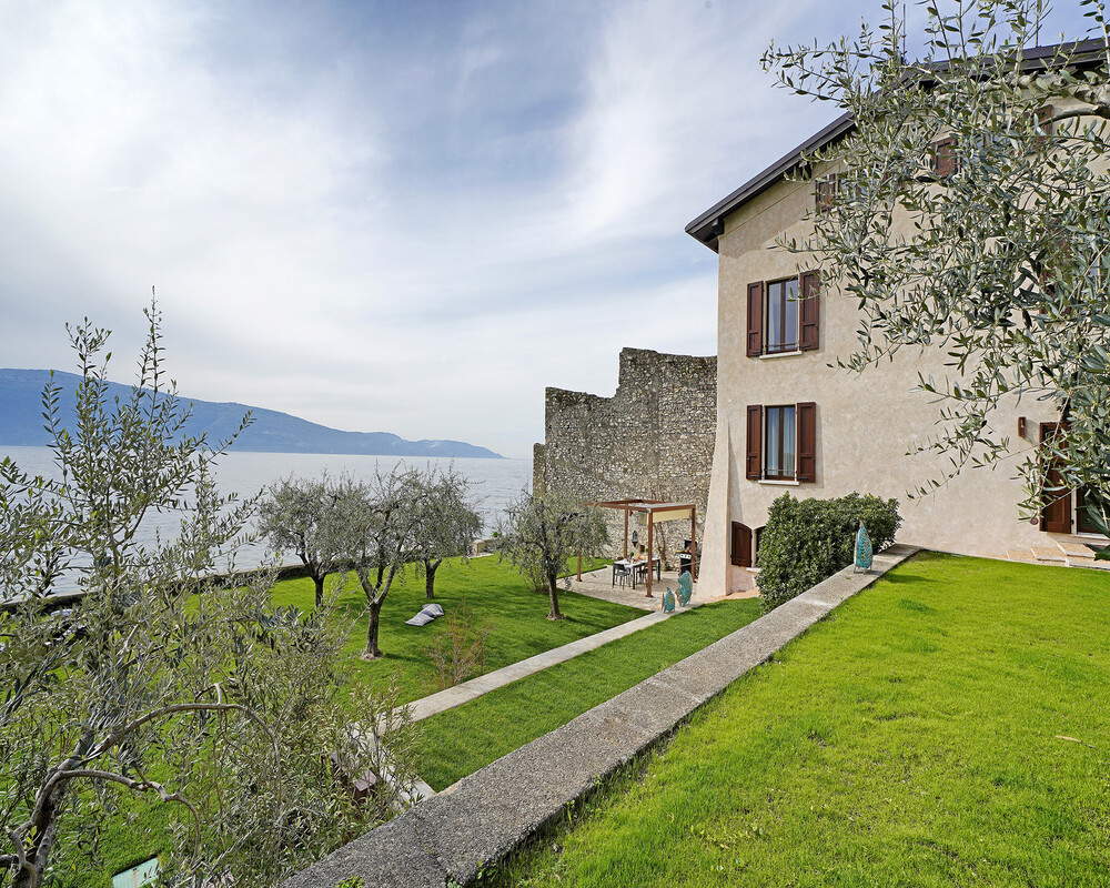 villas-at-lake-garda-holiday-homes-in-italy-the-villa-speciailists