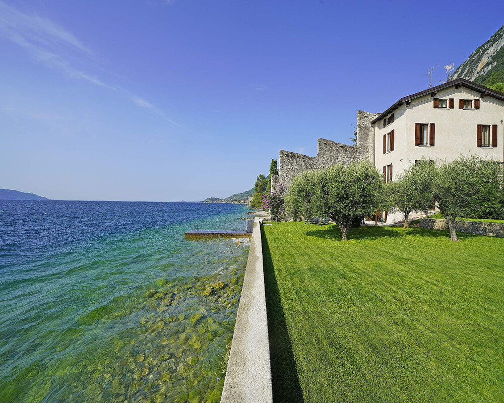 villas-at-lake-garda-holiday-homes-in-italy-the-villa-speciailists