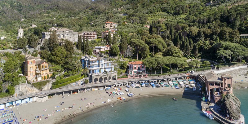 Villa Levanto al Mare | Seafront Villa For Large Groups To RentIn Levanto, Italian Riviera, Italy 2022/2023