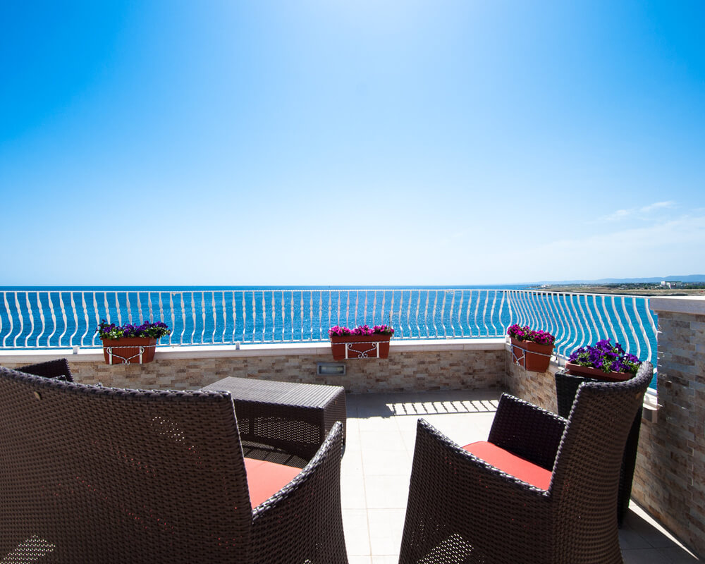 Excellent 1 bedroomed apartment with sea view apartment in Monopoli