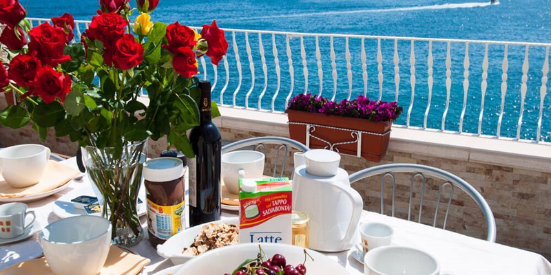 Excellent 1 bedroomed apartment with sea view apartment in Monopoli