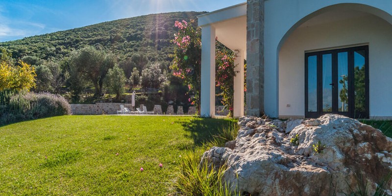 Modern 2 bedroomed villa with private pool near Monopoli in Puglia
