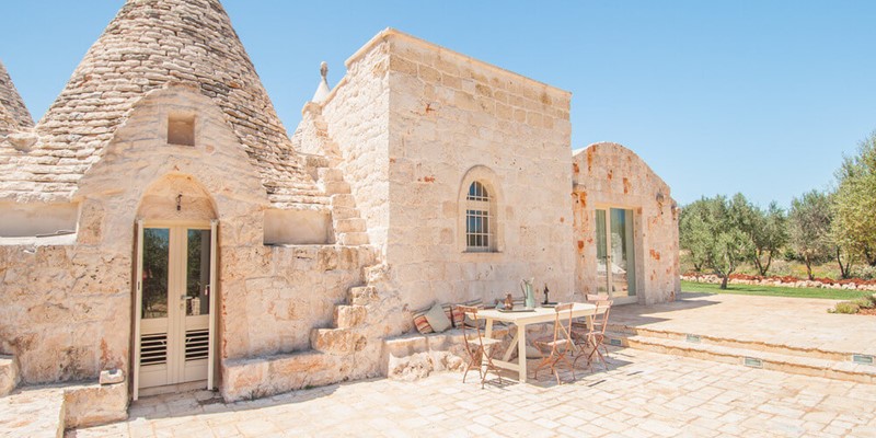 Luxury large Trulli complex with private infinity pool 