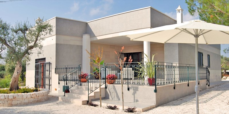 Villa for 6 & private swimming pool near Monopoli in Puglia