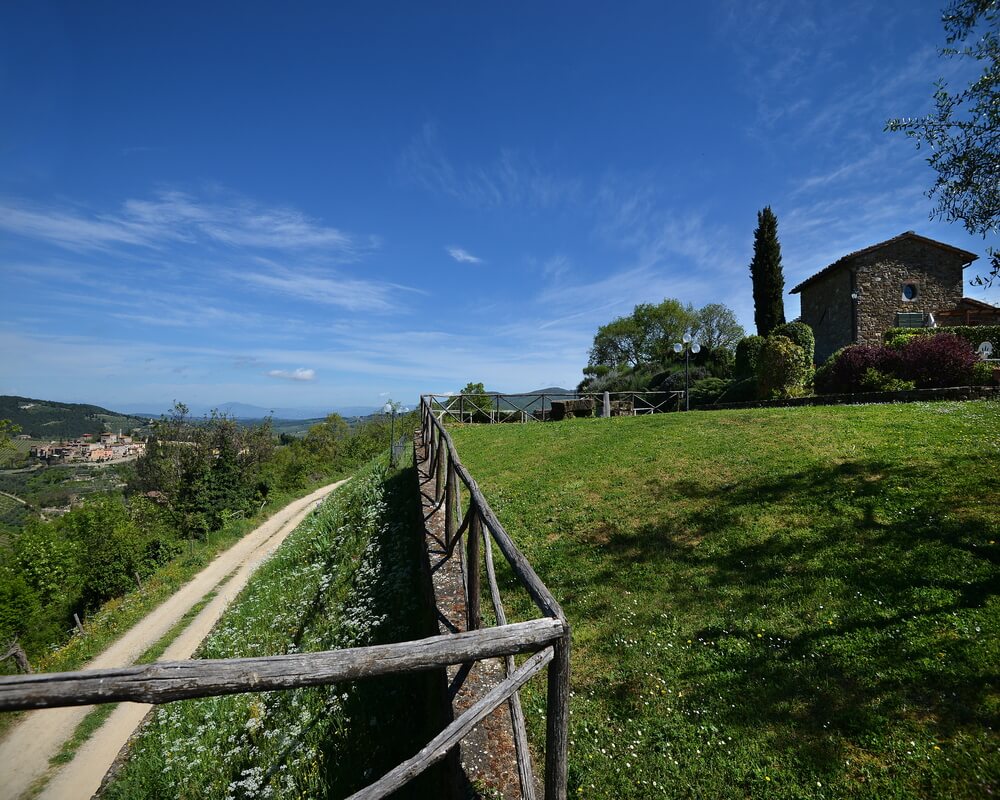 Cosy cottage type holiday home in Tuscany with private pool