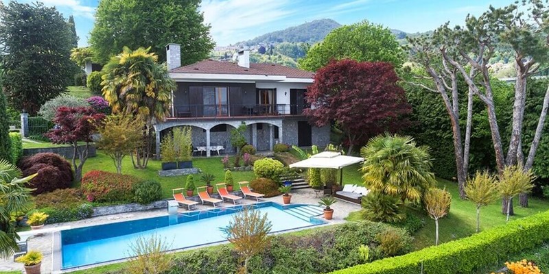 Villa for 8 people overlooking Lake Maggiore with private pool