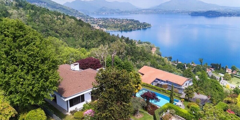 Villa for 8 people overlooking Lake Maggiore with private pool