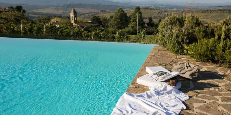 Budget friendly accommodation for 9 people with swimming pool in the Chianti region - swimming pool
