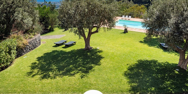 Large Sicily villa for 12 people and private pool and sea view