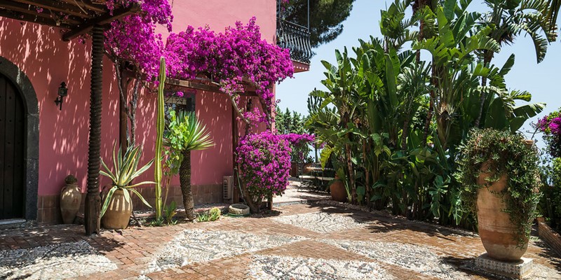 Exclusive Villa With Private Pool To Rent In Taormina, Sicily 2023