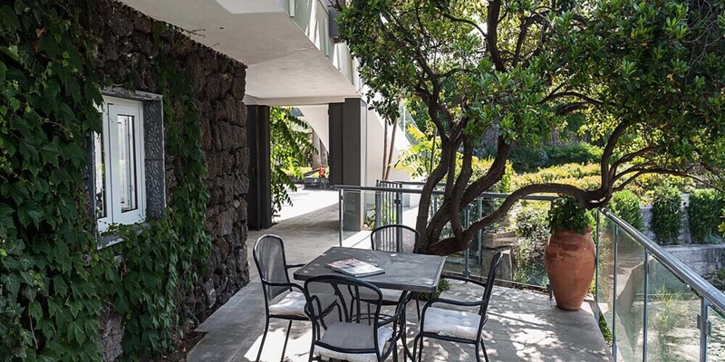 Great apartment for 2 people in Sicily with shared pool