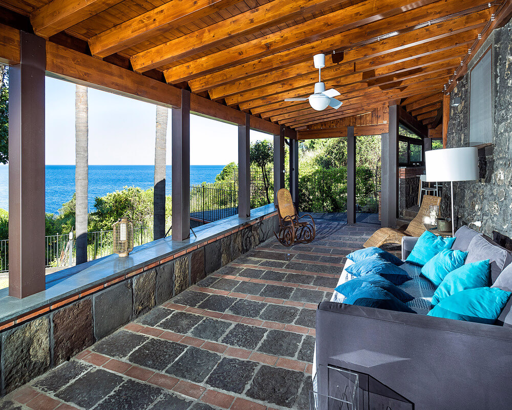 Beautiful Villa On The Beach To Rent In Sicily, Italy 2023