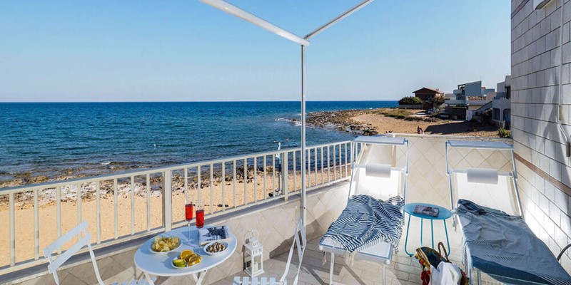 Seafront Apartment For 4 People To Rent In South East Sicily, Italy 2023