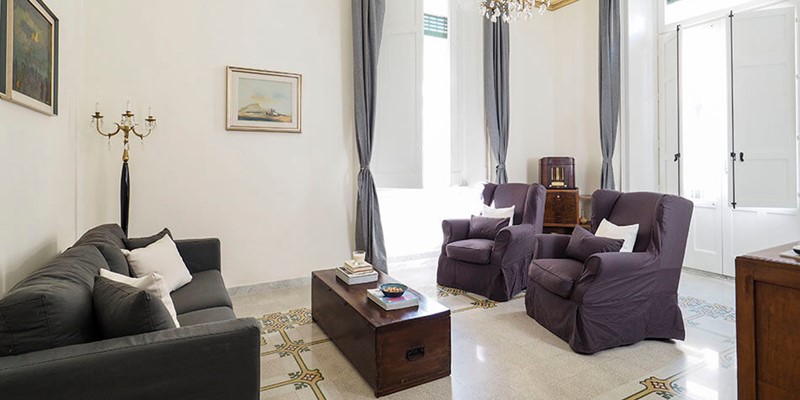 Elegant Apartment With Terrace To Rent In Noto, Sicily 2023