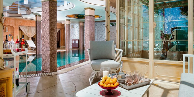 Luxury villa in Sicily for 8 people with heated indoor pool & spa