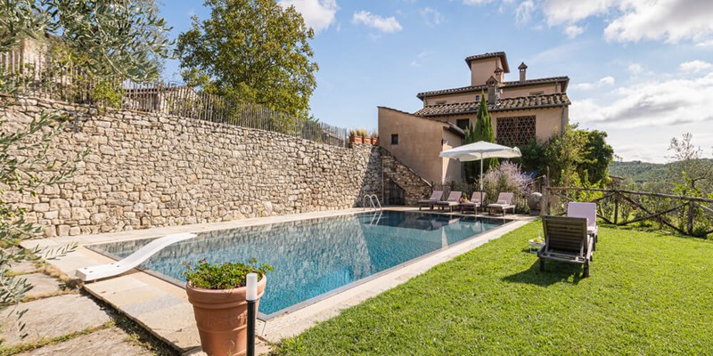 Luxury Villa With Heated Private Pool To Rent In Tuscany, Italy 2023