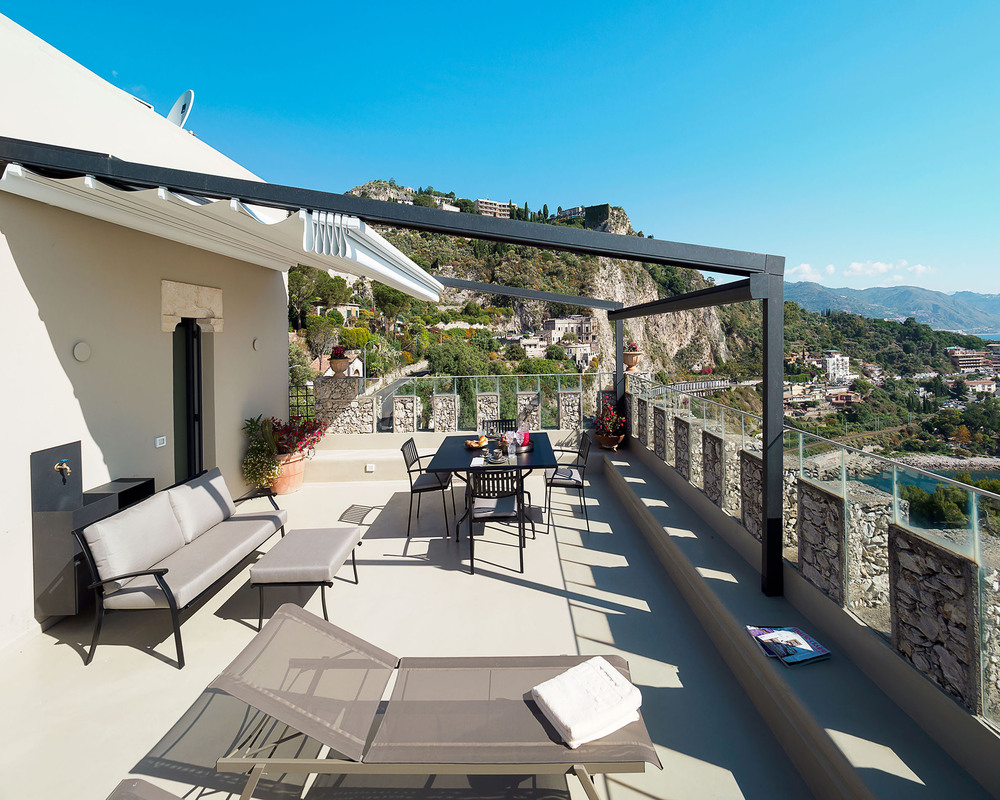 Romantic Apartment With Jacuzzi To Rent In Sicily, Italy