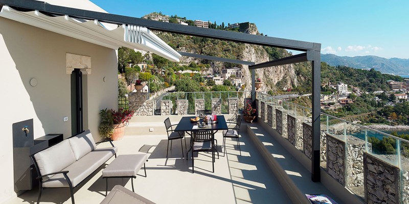 Romantic Apartment With Jacuzzi To Rent In Sicily, Italy