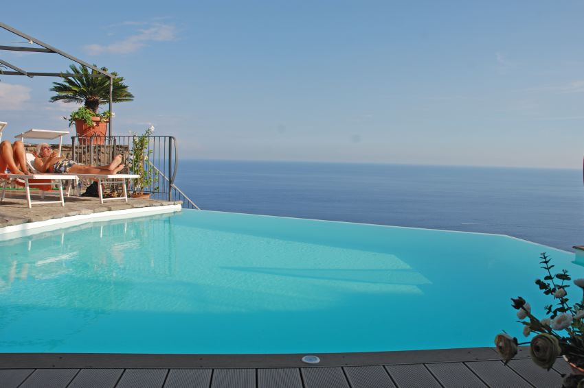 Stunning Villa With Beach Access To Rent In Positano, Amalfi Coast 2023