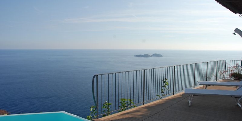 Stunning Villa With Beach Access To Rent In Positano, Amalfi Coast 2023