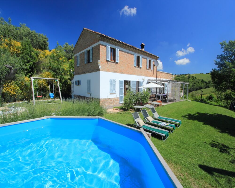 Hilltop Villa With Private Pool To Rent In Le Marche For 2023