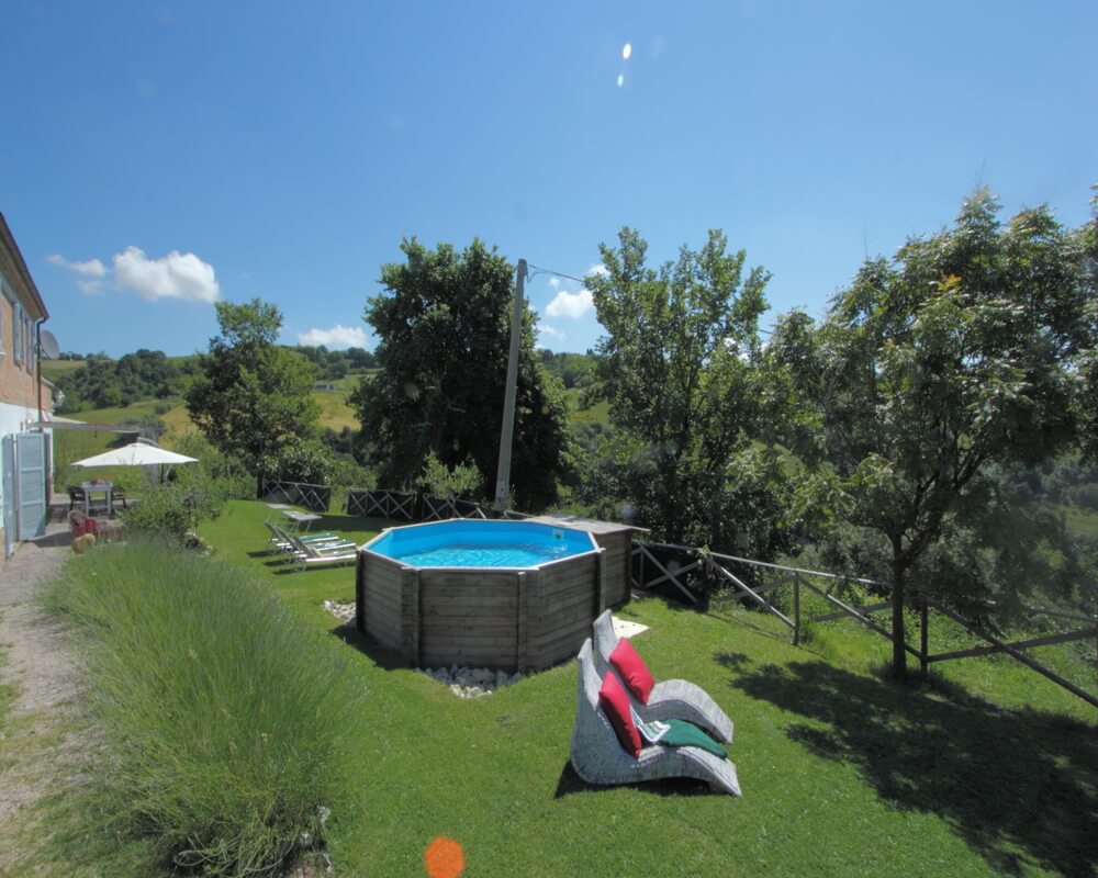 Hilltop Villa With Private Pool To Rent In Le Marche For 2023