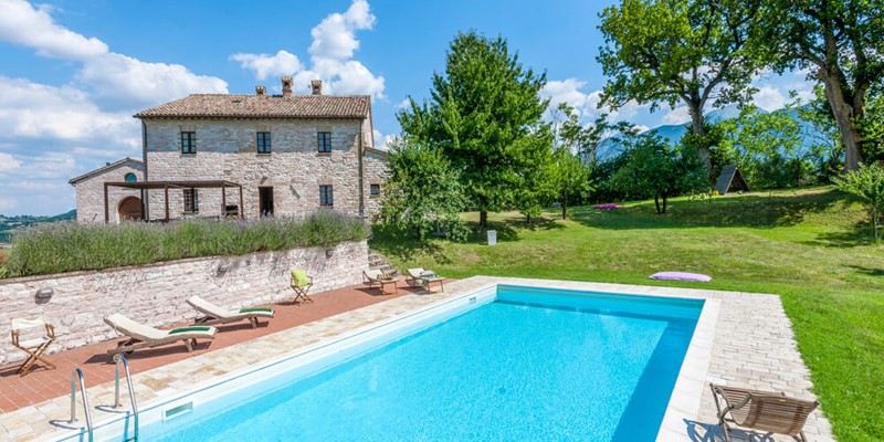 Beautiful Villa With Hot Tub To Rent In Le Marche For 2023