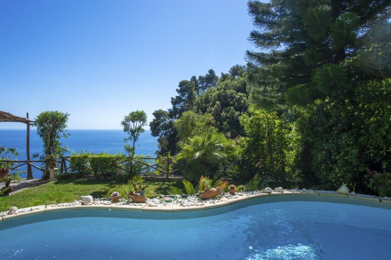 Stunning Villa With Sea Views To Rent Near Positano, Amalfi Coast