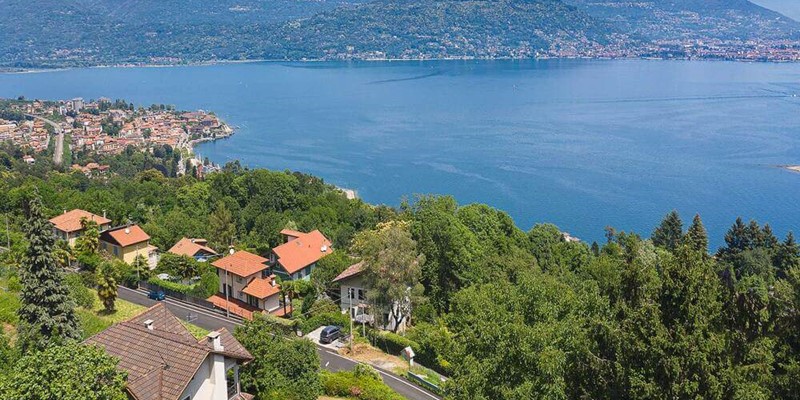 Hillside Villa With 5 Bedrooms To Rent In Lake Maggiore, Italy