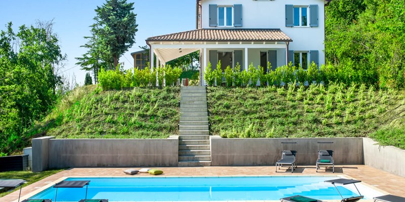 Twin Villas With Shared Pool For Large Groups To Rent In Le Marche 2023