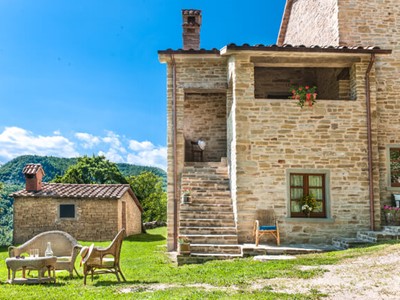 Peaceful villa in Apennine mountains