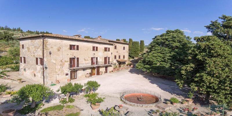 Traditional Tuscany villa near Cortona