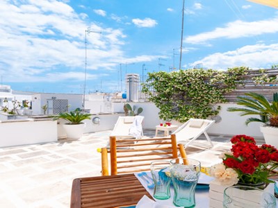 2 bedroomed apartment in Monopoli within walking distance of amenities