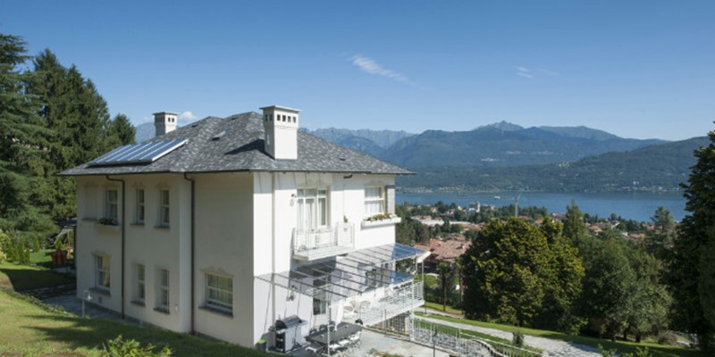 Luxury villa on west coast Lake Maggiore