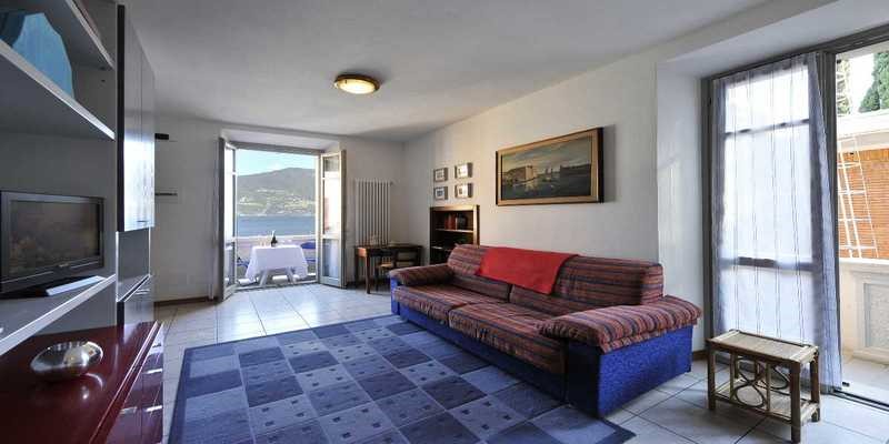 Romantic cosy Lake Como accommodation