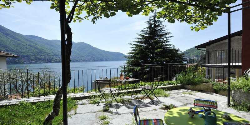Family friendly townhouse providing great Lake Como accommodation