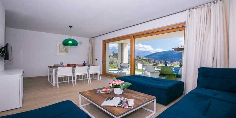 Modern Lake Como villa with pool suitable for families and friends