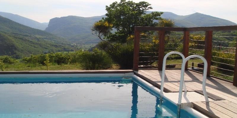 Traditional villa in Le Marche with pool
