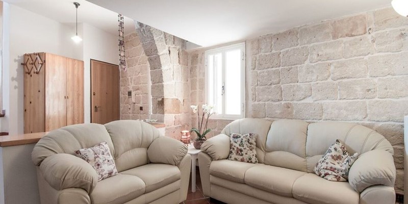 Authentic seafront apartment in Puglia
