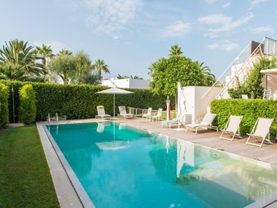 Stunning villa in Puglia with private pool within walking distances from beach, restaurants & shops