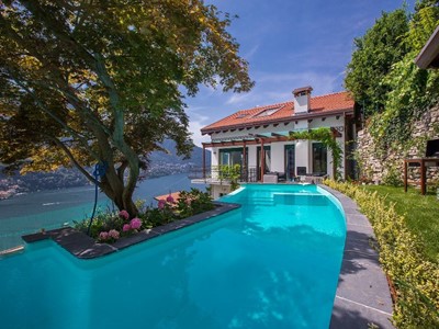 Luxury Lake Como villa with an amazing private swimming pool, 10 minute walk to Moltrasio