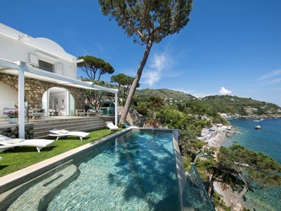 Luxury villa in Amalfi Coast with private pool and direct sea access sleeping 10 people