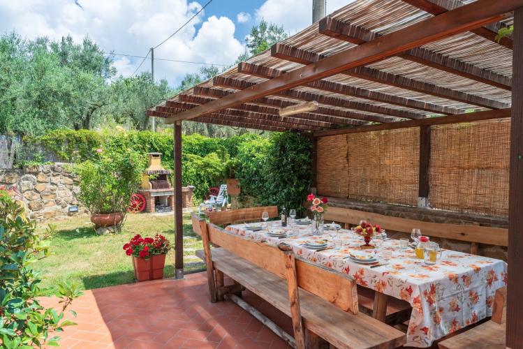 Villa for 8 people near Vinci with private pool in Tuscany