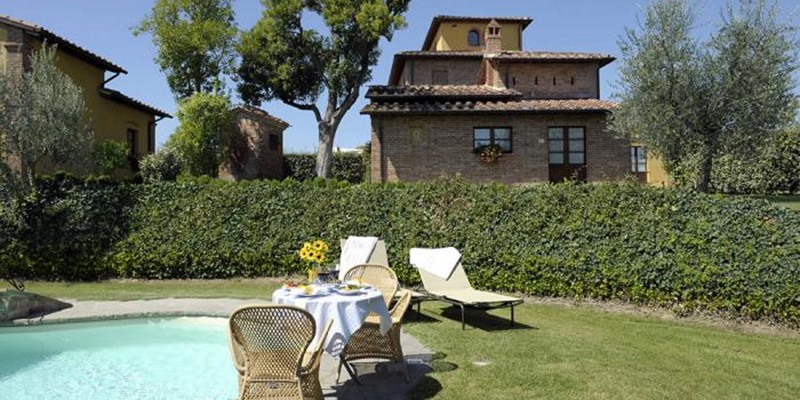 Beautiful Villa With Two Pools To Rent In Tuscany, Italy 2023